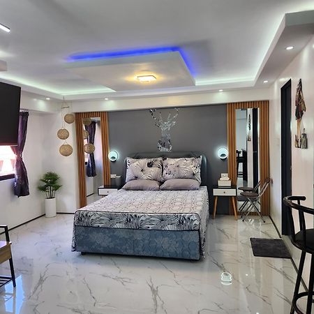 Condo Azur Suites B207 Near Airport, Netflix, Stylish, Cozy With Swimming Pool Lapu-Lapu City Esterno foto